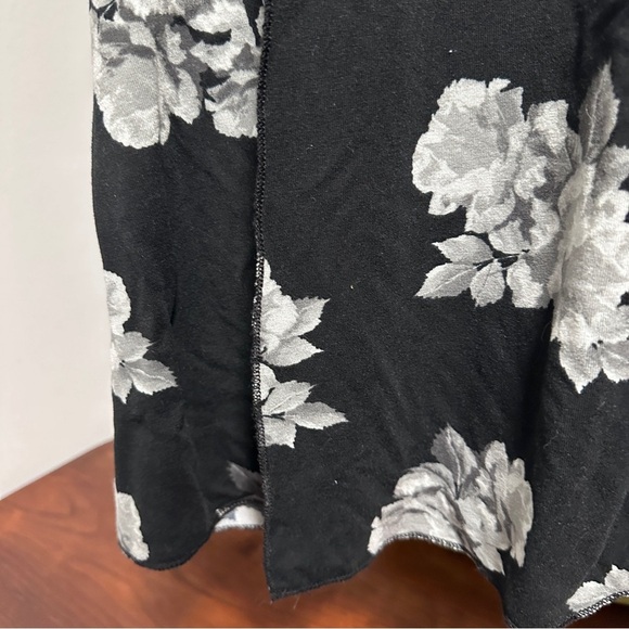 H&M Black White Floral Split Leg Maxi Skirt Women’s Size Medium Bodycon Romantic - Picture 5 of 15